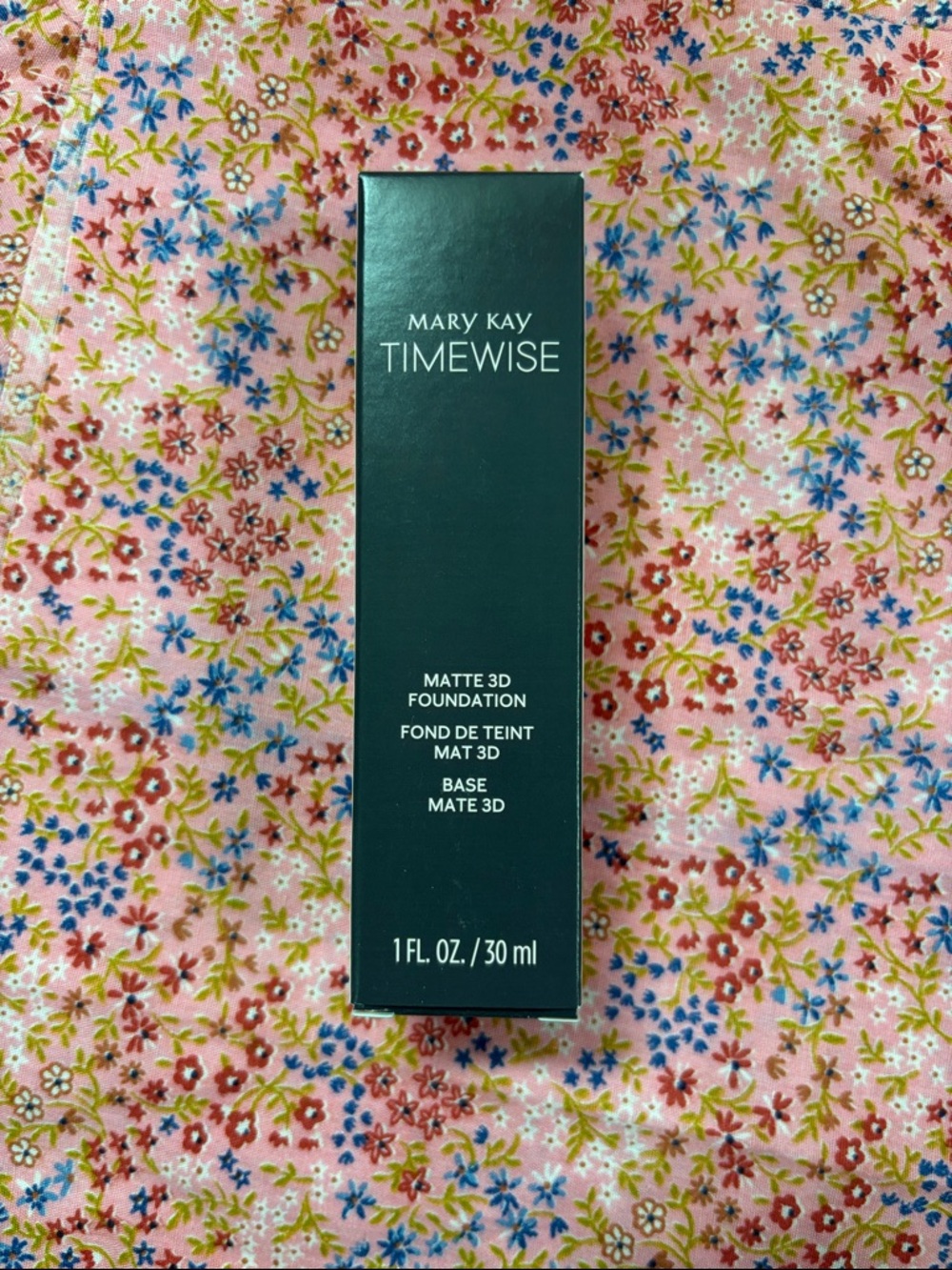 Ivory C 100 - Mary Kay TimeWise Matte 3D Foundation